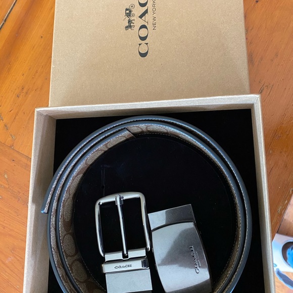 Coach belt - Picture 2 of 2